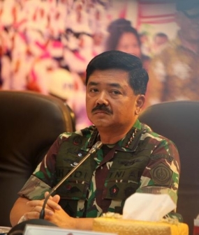 قائد الجيش الإندونيسي يذكر عن تأثير تدفق التحديث