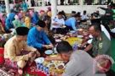 La Tradition de Nganggung Dulang des îles Bangka Belitung